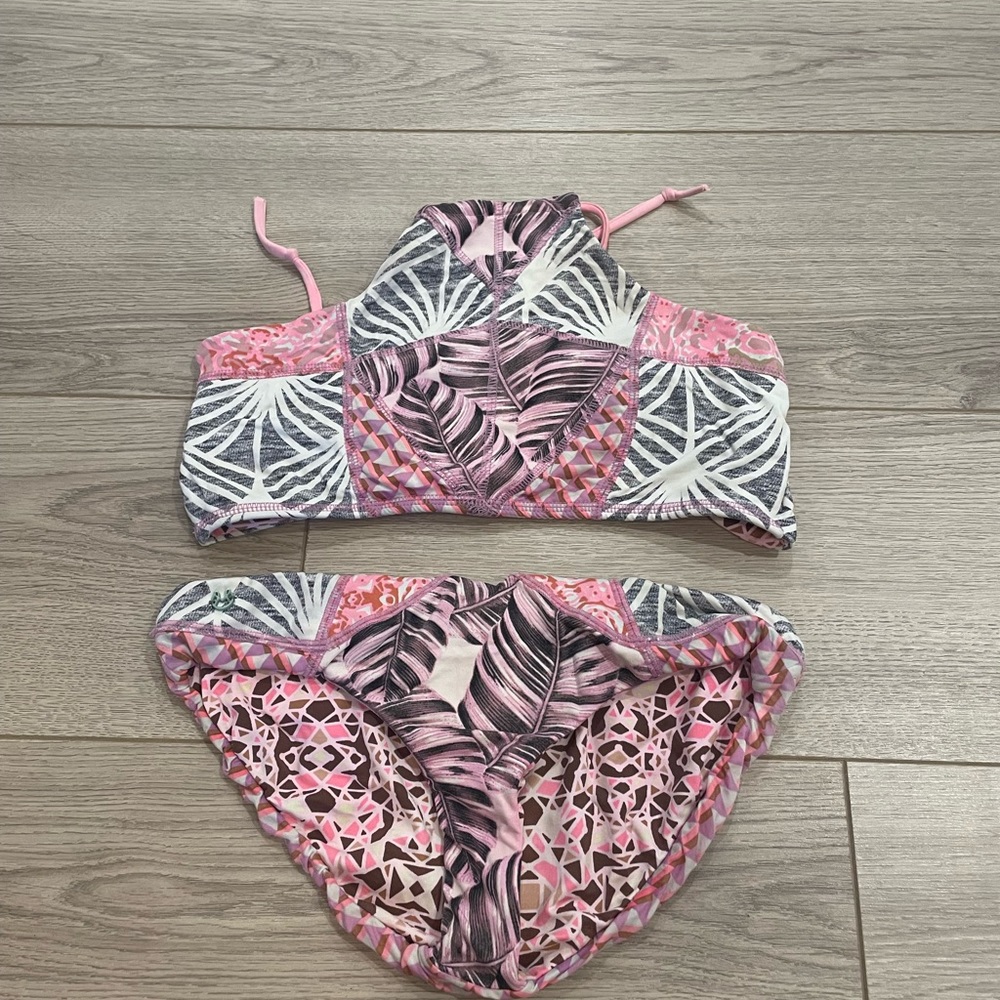 Maaji bikini reversible size 16